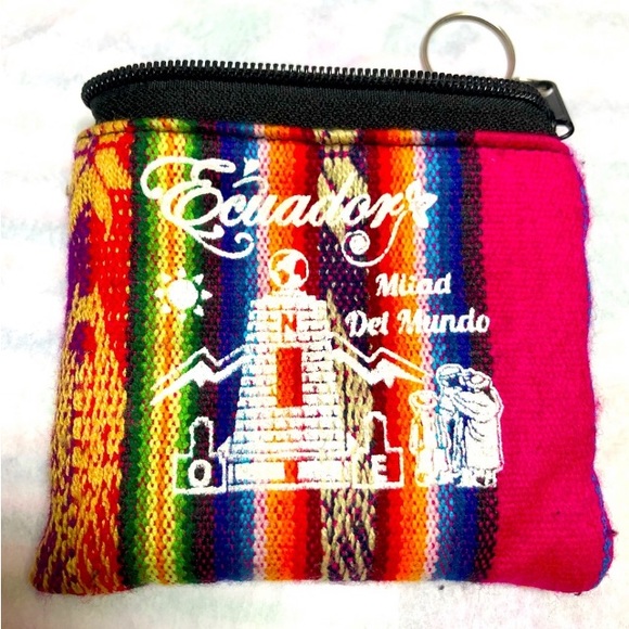 ECUADOR wool mini coin purse w/keychain from south america size 4x4 NWOT - Picture 4 of 5